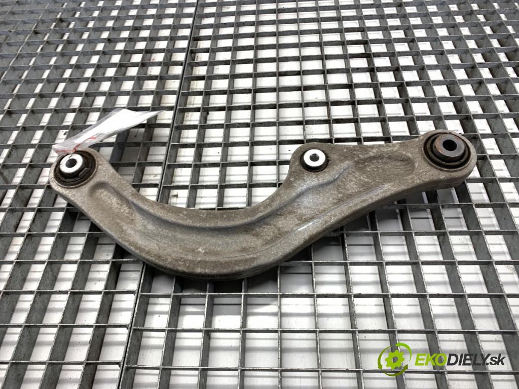 AUDI Q4 SUV 2023 150 kW 40 e-tron  rameno pravý zadní část 1EA505361A