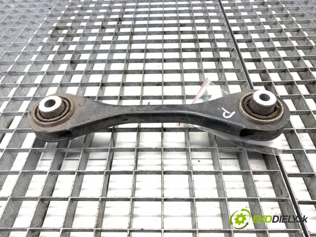 AUDI Q4 SUV 2023 150 kW 40 e-tron  rameno pravý zadní část 1EA501529B