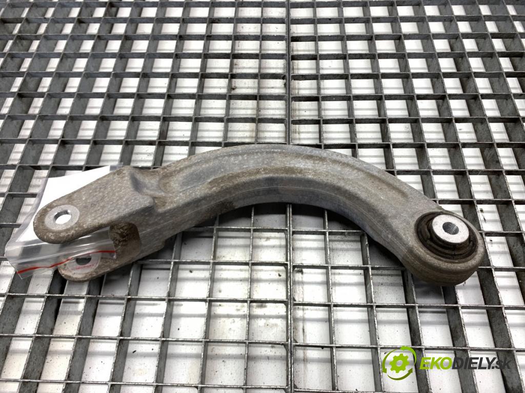 AUDI Q4 SUV 2023 150 kW 40 e-tron  Rameno pravy zad 1EA505351