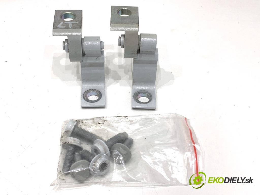 AUDI Q4 SUV 2023 150 kW 40 e-tron  závesky Dvere zad ľave 8X0831403F