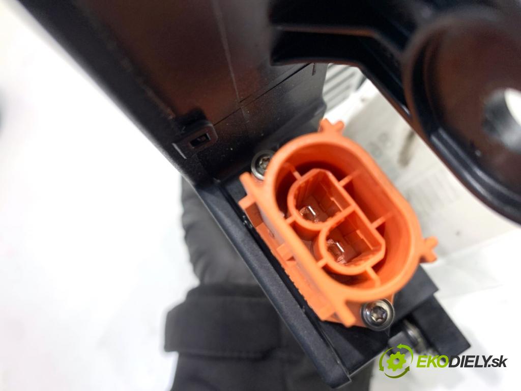 AUDI Q4 SUV 2023 150 kW 40 e-tron  topné těleso radiátor topení elektrická 1EA963581F (Radiátor topení)