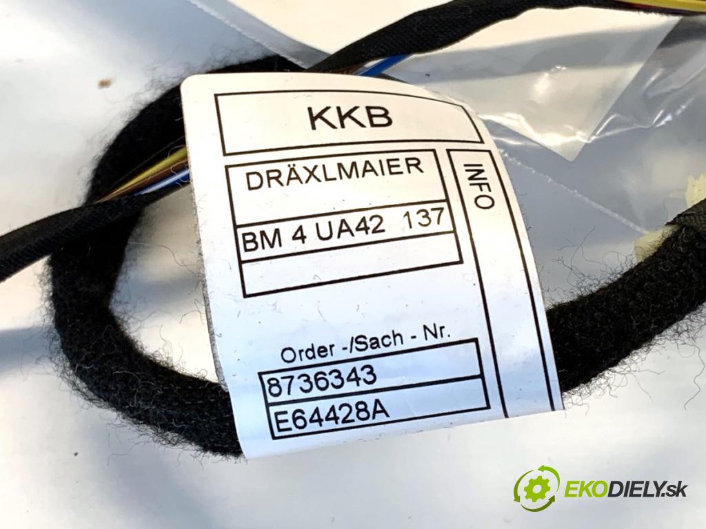 BMW G05 SUV 2020 195 kW xDrive 30 d 2993 káblovačka ZADNÍ dveře zadní část pravý 8736343