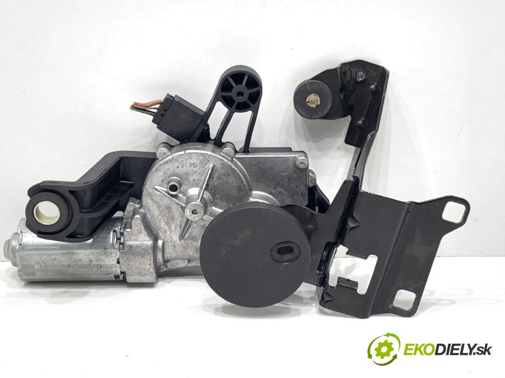 BMW E61 Kombi 2006 120 kW 520 d 1995 motor stěračů zadní část 1397220497