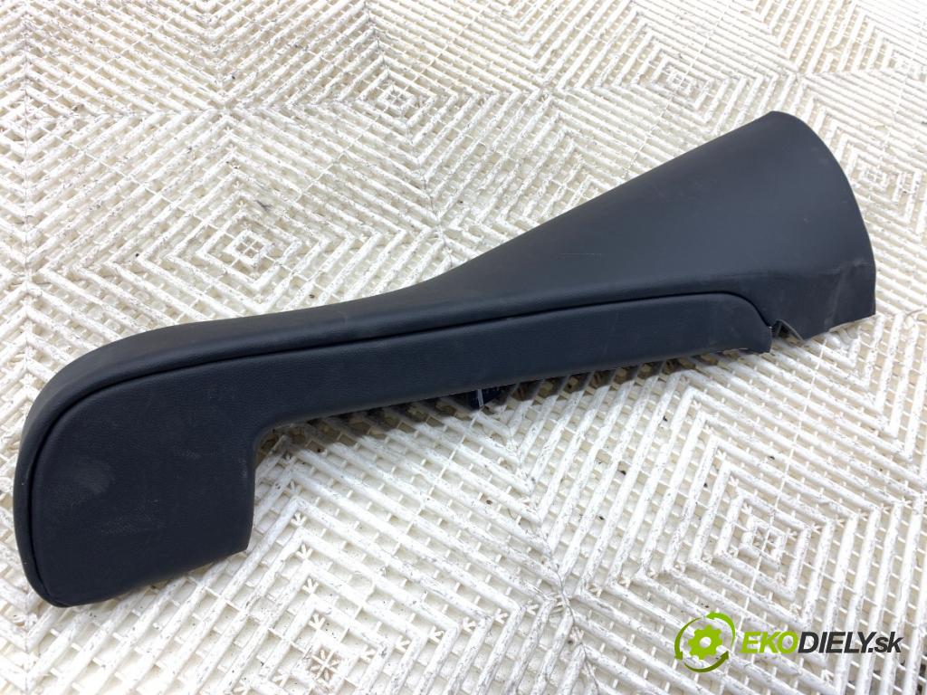 BMW G05 SUV 2020 195 kW xDrive 30 d 2993 čalúnenie POKLADNE: ľavy 3831409