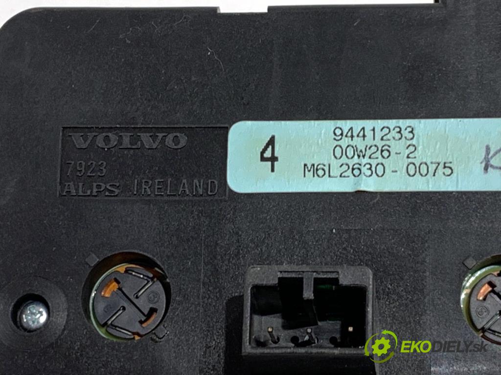 VOLVO V70 II Kombi 2000 184 kW 2.3 T5 2319 spínač světel 9441233