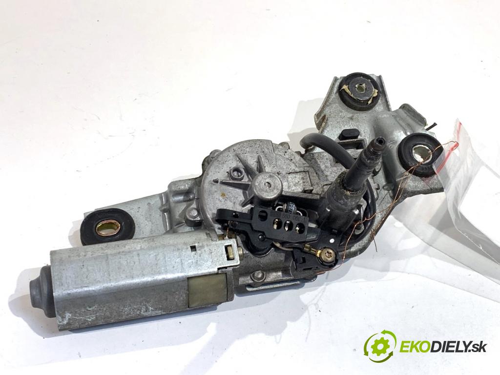 VOLVO V70 II Kombi 2000 184 kW 2.3 T5 2319 Motor stieračov zad 9154525