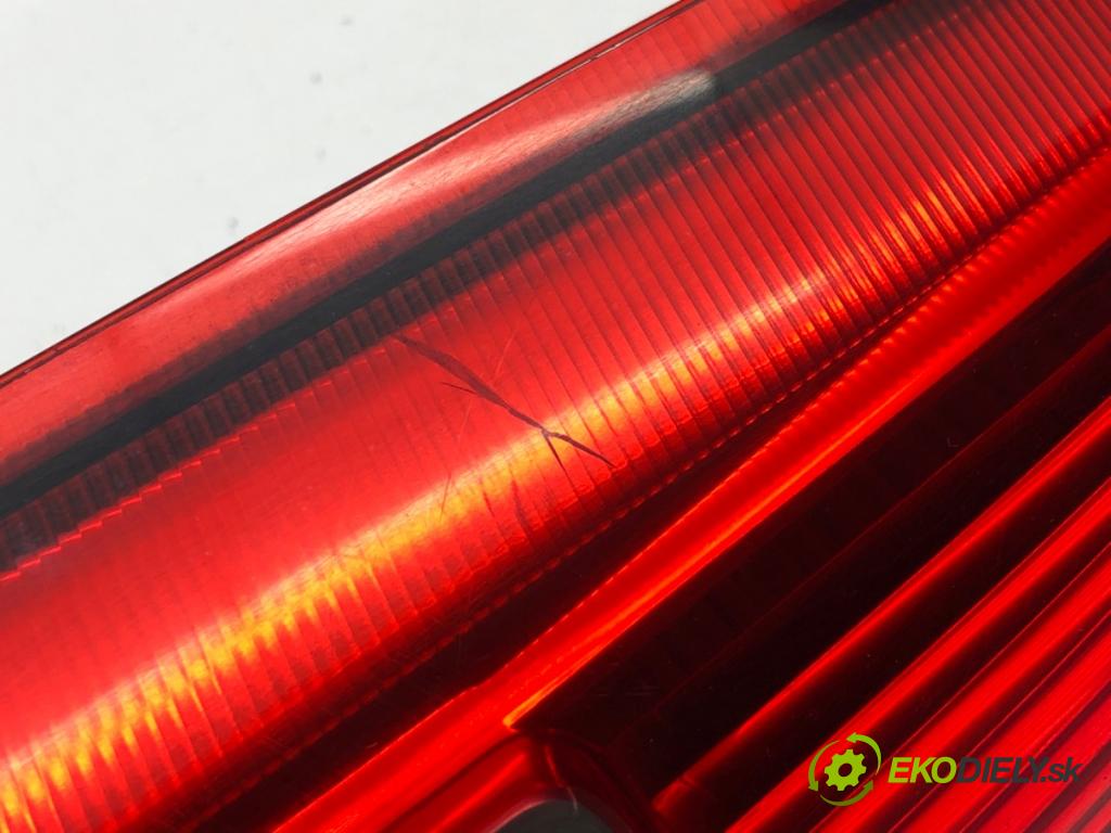 VOLVO V70 II Kombi 2000 184 kW 2.3 T5 2319 Svetlo ľavy zad 9154493 9154497