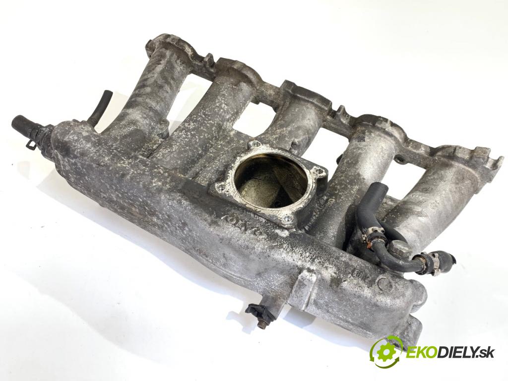 VOLVO V70 II Kombi 2000 184 kW 2.3 T5 2319 Potrubie sacie, sanie 09447005 (Sacie potrubie)