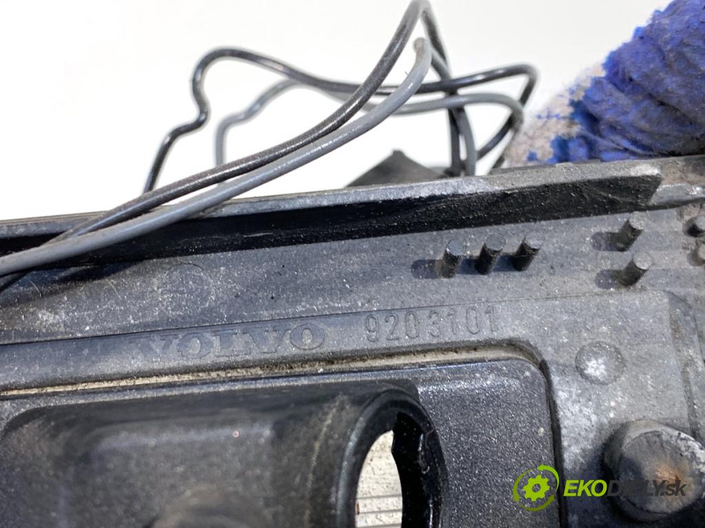 VOLVO V70 II Kombi 2000 184 kW 2.3 T5 2319 klika dveří zadní část 9203101