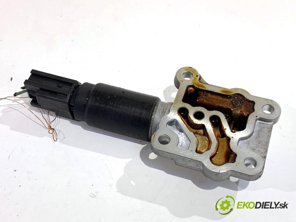 VOLVO V70 II Kombi 2000 184 kW 2.3 T5 2319 snímač variabilní fázy 1275579 (Snímač)