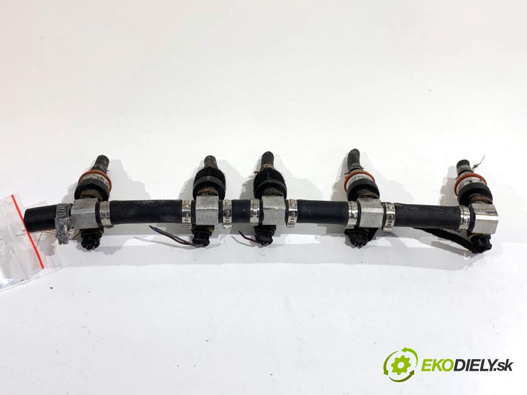 VOLVO V70 II Kombi 2000 184 kW 2.3 T5 2319 vstrekovač LPG 67R-010213