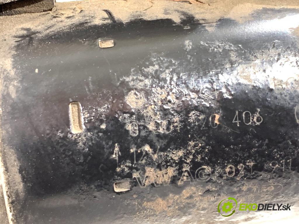 VW GOLF V liftback 2004 55 kW 1.4 16V 1390 Štartér 02T911023R (Štartér)