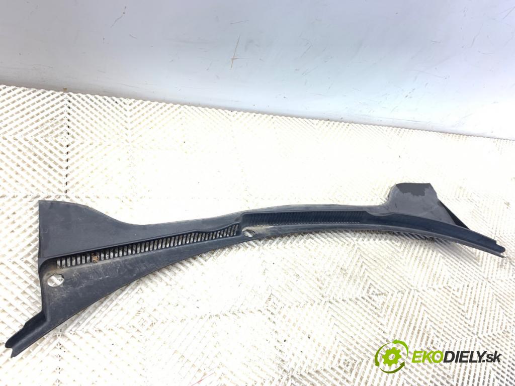 VW GOLF V liftback 2004 55 kW 1.4 16V 1390 Torpédo, plast pod čelné okno 1K1819415A (Torpédo (plast pod čelným sklom))