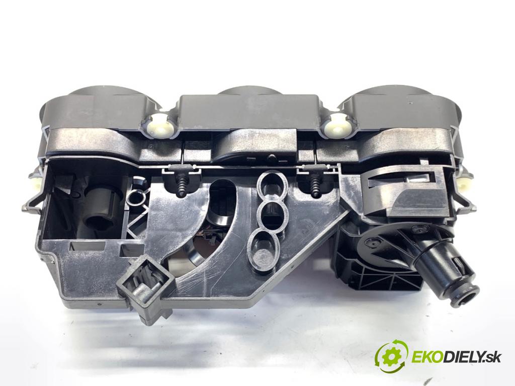 VW GOLF V liftback 2004 55 kW 1.4 16V 1390 Panel ovládania kúrenia  (Prepínacie páčky pod volantom)