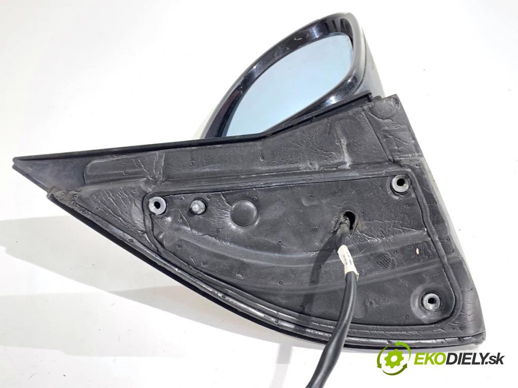 VW GOLF V liftback 2004 55 kW 1.4 16V 1390 Spätné zrkadlo pravy