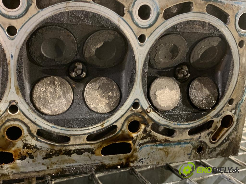 VW GOLF V liftback 2004 55 kW 1.4 16V 1390 Hlava valcov 036103373AK (Hlava valcov)