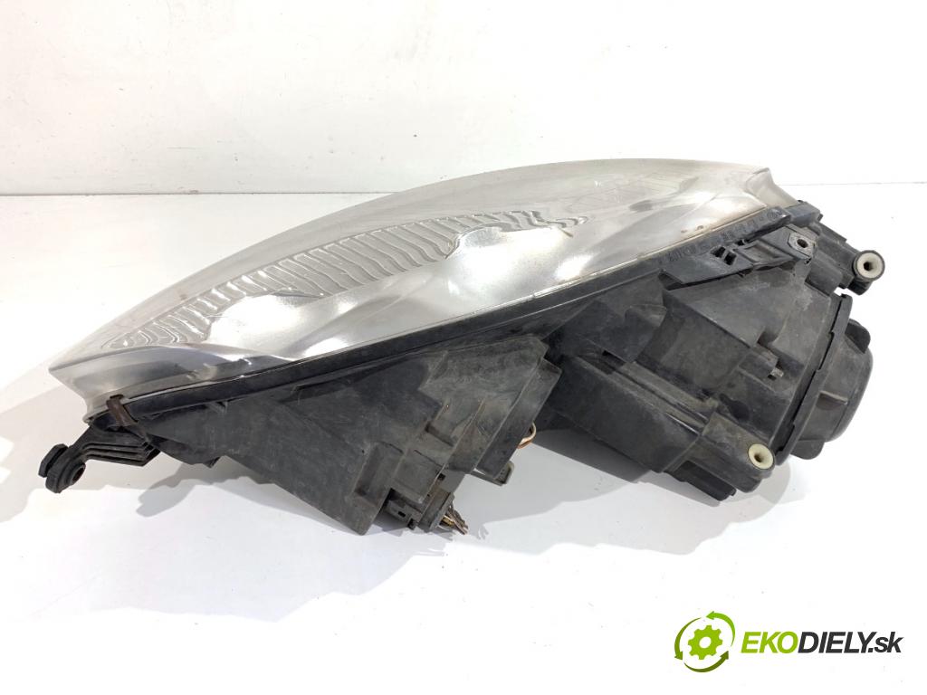 VW GOLF V liftback 2004 55 kW 1.4 16V 1390 Svetlomet pravy predný 1K6941006N