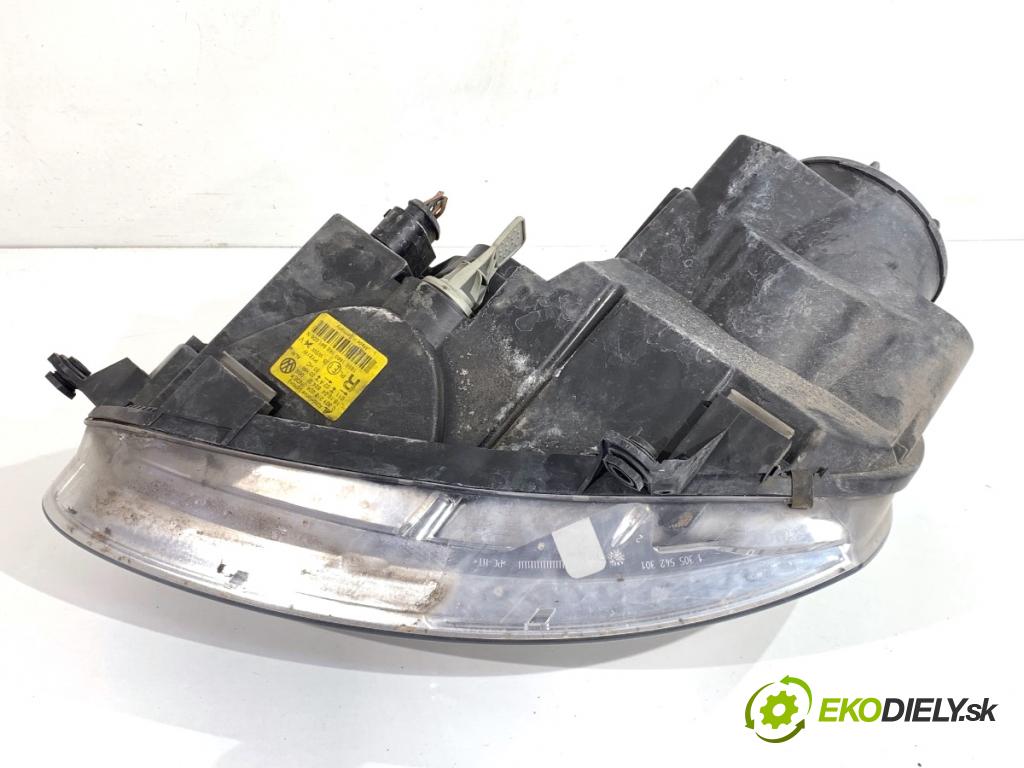 VW GOLF V liftback 2004 55 kW 1.4 16V 1390 Svetlomet pravy predný 1K6941006N