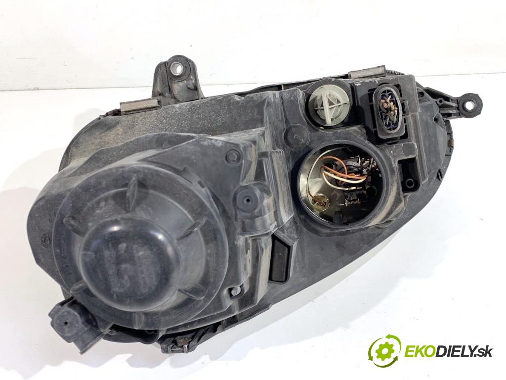 VW GOLF V liftback 2004 55 kW 1.4 16V 1390 Svetlomet pravy predný 1K6941006N