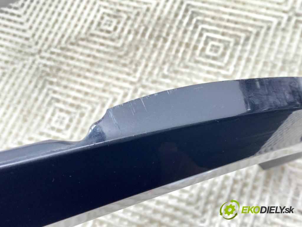 BMW G05 SUV 2020 195 kW xDrive 30 d 2993 Lišta blatníka zad pravá M-Paket 8069292