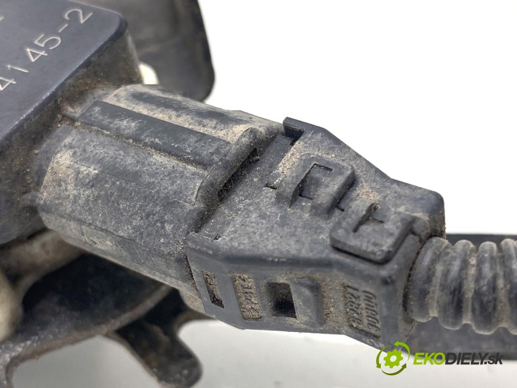 LEXUS IS sedan 2015 180 kW 200t (ASE30) 1998 snímač ÚROVEŇ: XENON  (Snímač)