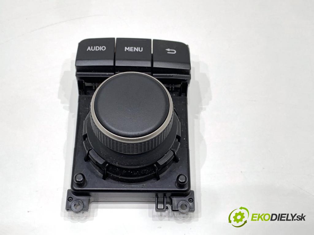 LEXUS IS sedan 2015 180 kW 200t (ASE30) 1998 Panel ovládania navigácie radia 84780-53100