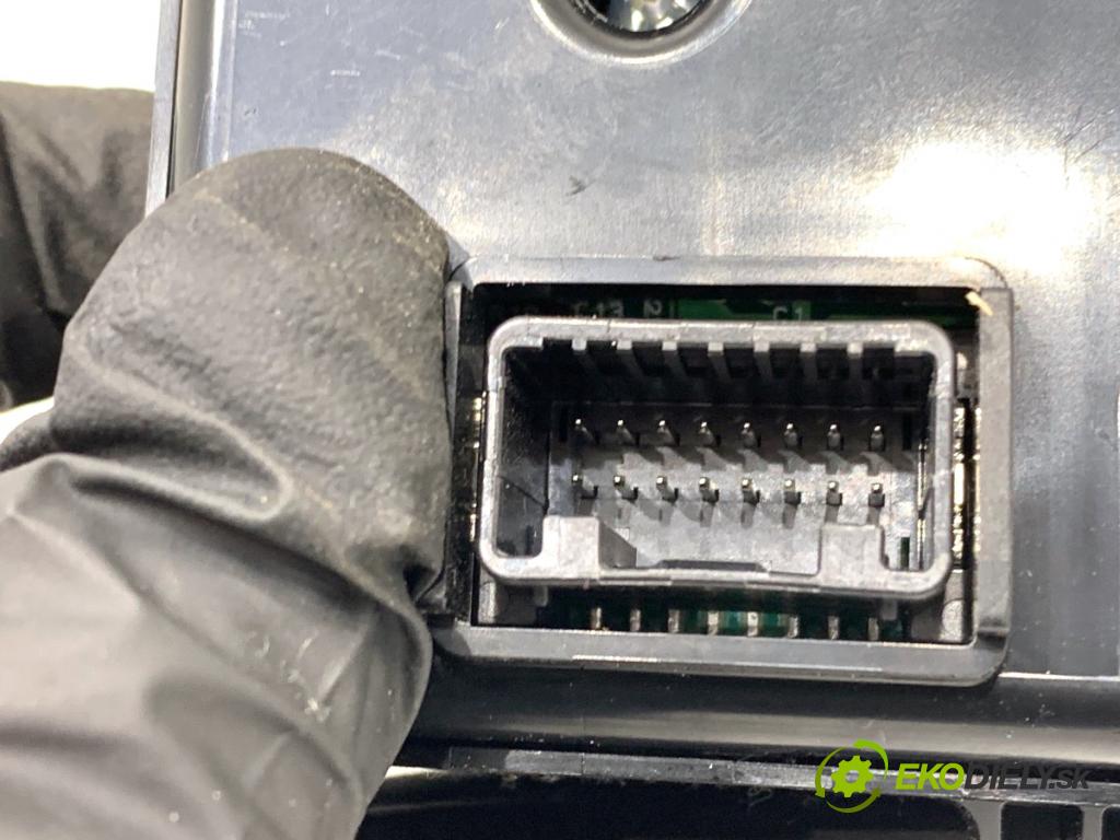 LEXUS IS sedan 2015 180 kW 200t (ASE30) 1998 Panel ovládania navigácie radia 84780-53100