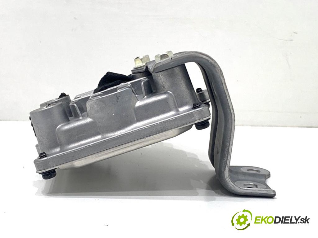 LEXUS IS sedan 2015 180 kW 200t (ASE30) 1998 Modul pumpy paliva 89571-58010