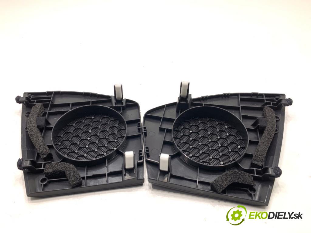 LEXUS IS sedan 2015 180 kW 200t (ASE30) 1998 krycie plasty reproduktory 55409-5301055409-53010 55408-53010