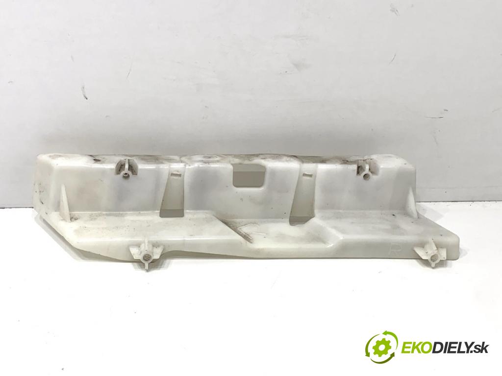 LEXUS IS sedan 2015 180 kW 200t (ASE30) 1998 Úchyt nárazníka pravy predný 52533-53010