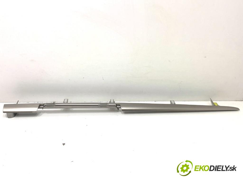 LEXUS IS sedan 2015 180 kW 200t (ASE30) 1998 lišta kryt přístrojovky 55471-53010