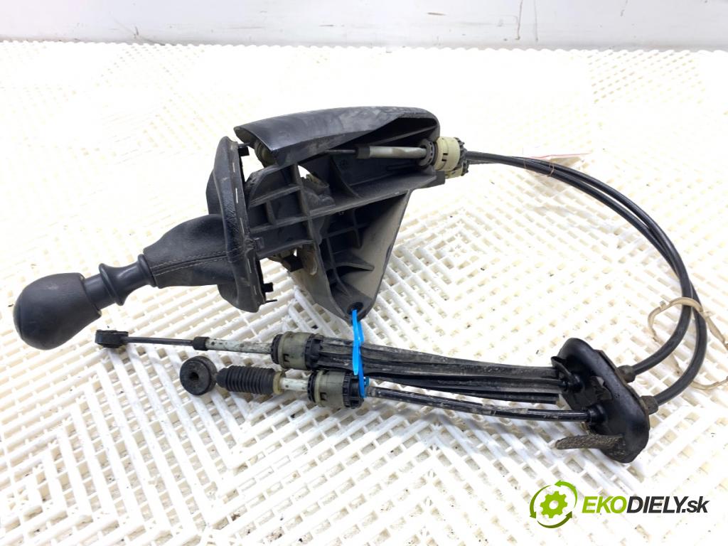 OPEL MOVANO A Autobus 2005 84 kW 2.5 DTI (JD) 2463 kulisa 8200201293 (Řadicí páka (kulisa) )