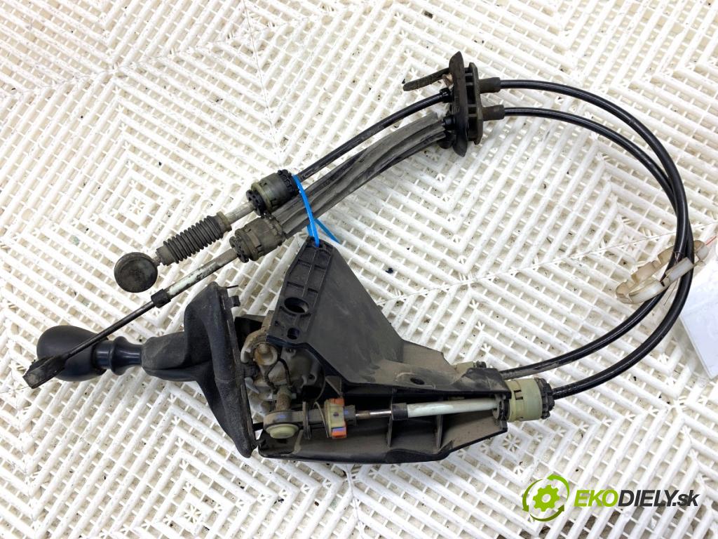 OPEL MOVANO A Autobus 2005 84 kW 2.5 DTI (JD) 2463 kulisa 8200201293 (Řadicí páka (kulisa) )