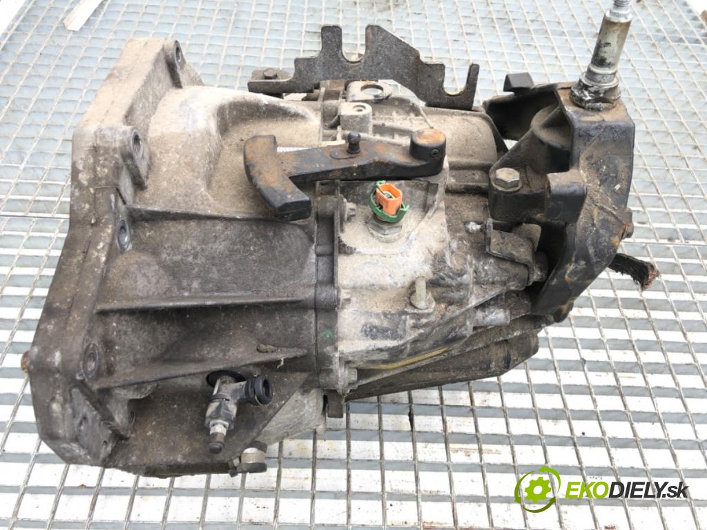 OPEL MOVANO A Autobus 2005 84 kW 2.5 DTI (JD) 2463 převodovka PK6080 (Převodovka)