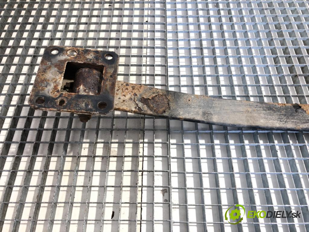 OPEL MOVANO A Autobus 2005 84 kW 2.5 DTI (JD) 2463 Listové pero pravy zad