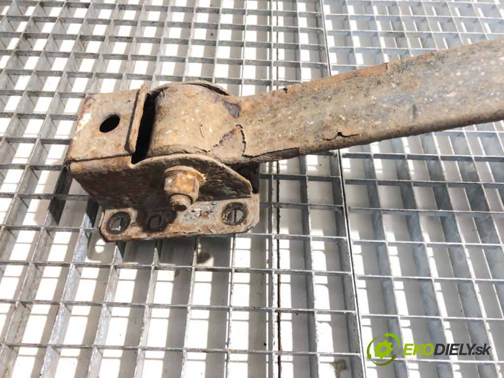 OPEL MOVANO A Autobus 2005 84 kW 2.5 DTI (JD) 2463 listové pero levý zadní část