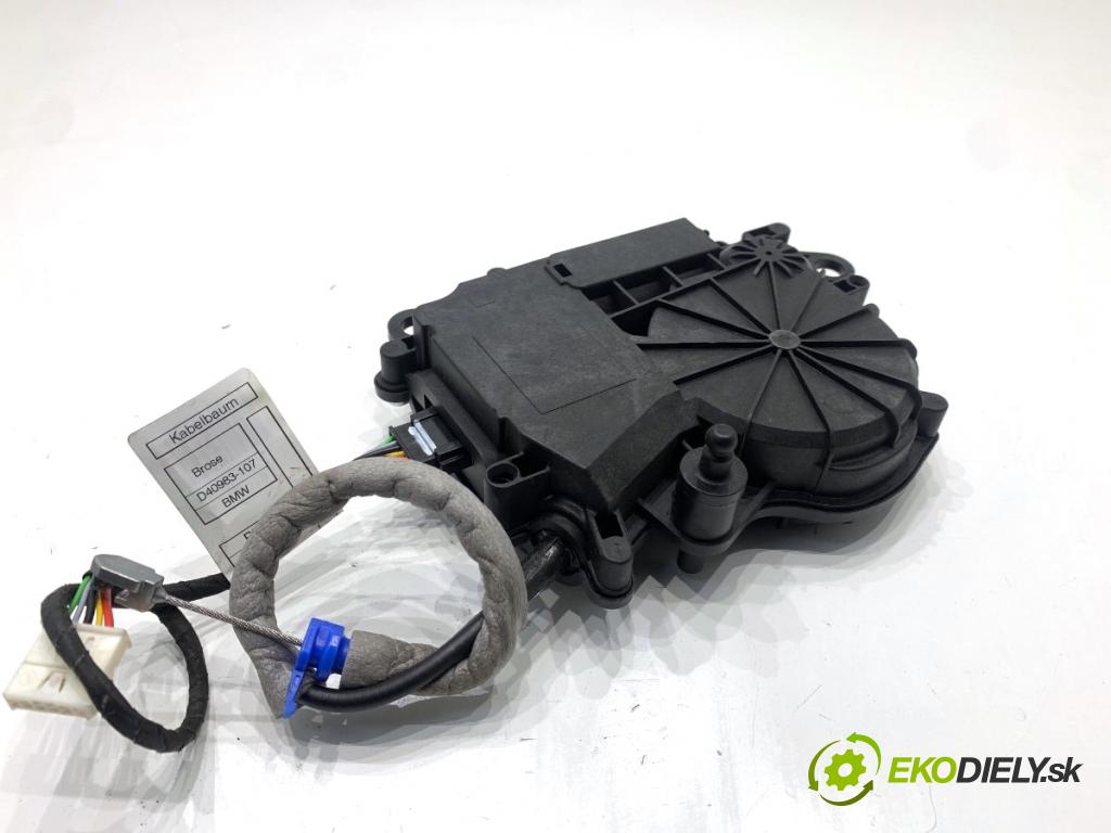 BMW G05 SUV 2020 195 kW xDrive 30 d 2993 doťah dverí zad 163672-10