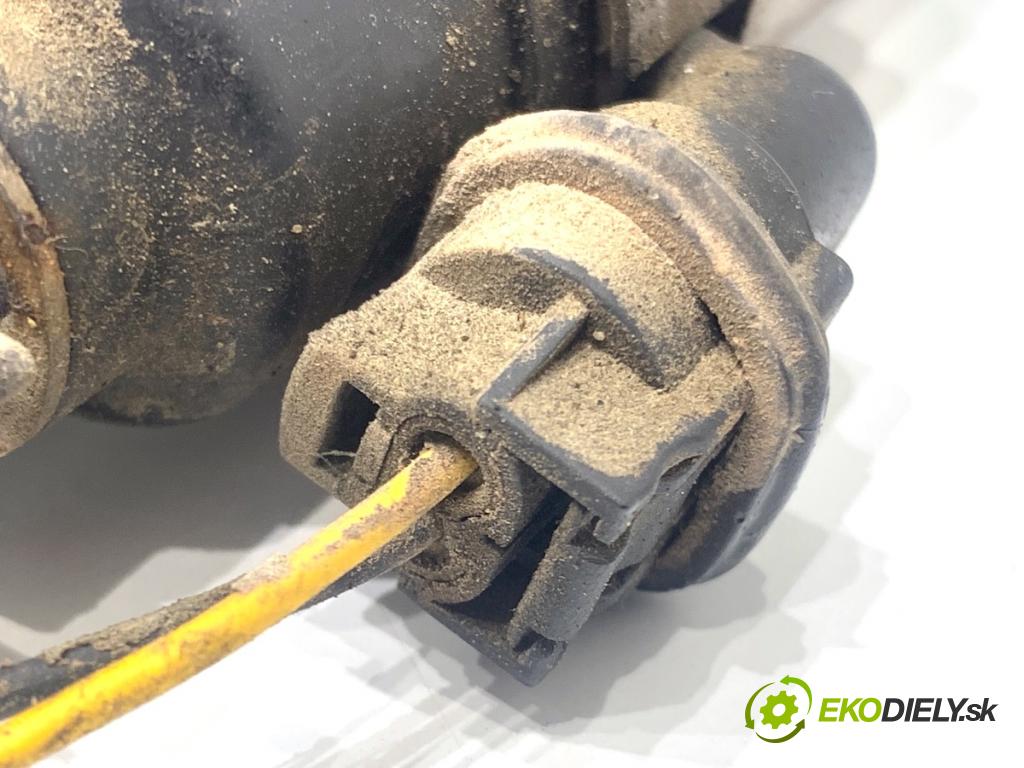 VW TOURAN nadwozie wielkoprzestrzenne (MPV) 2005 66 kW 1.9 TDI 1896 pumpa Webasto