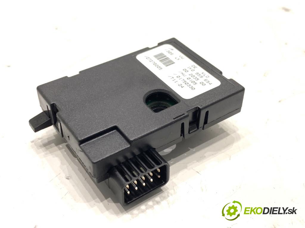 VW TOURAN nadwozie wielkoprzestrzenne (MPV) 2005 66 kW 1.9 TDI 1896 Snímač uhlu uhlu 1K0959654