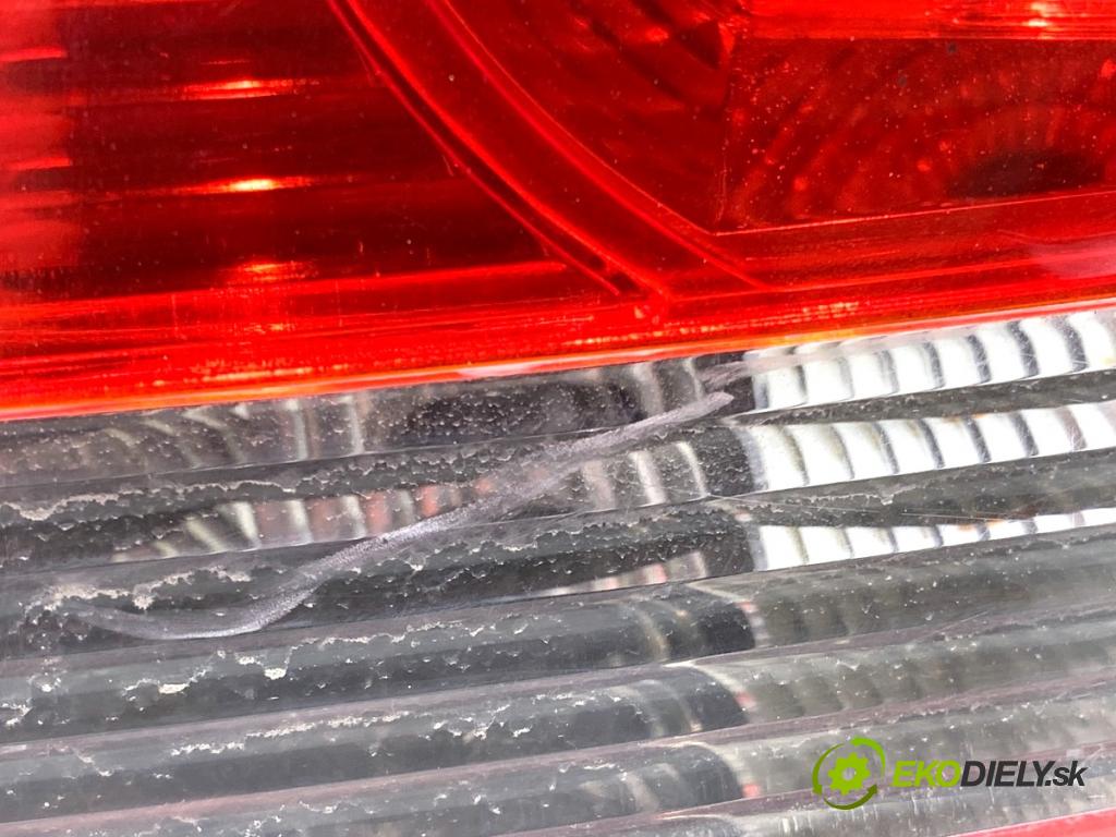 VW TOURAN nadwozie wielkoprzestrzenne (MPV) 2005 66 kW 1.9 TDI 1896 světlo pravý zadní část