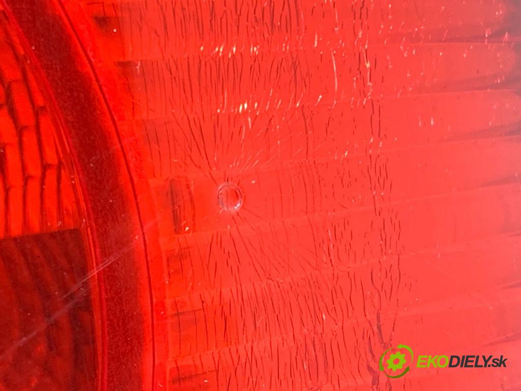 VW TOURAN nadwozie wielkoprzestrzenne (MPV) 2005 66 kW 1.9 TDI 1896 světlo pravý zadní část