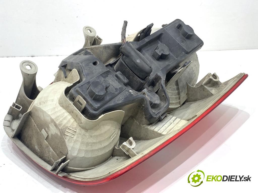 VW TOURAN nadwozie wielkoprzestrzenne (MPV) 2005 66 kW 1.9 TDI 1896 světlo pravý zadní část