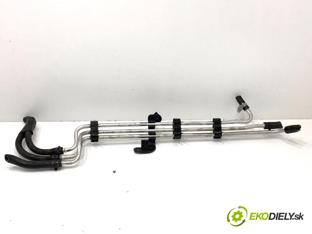 VW TOURAN nadwozie wielkoprzestrzenne (MPV) 2005 66 kW 1.9 TDI 1896 Rúrka PALIVO: 