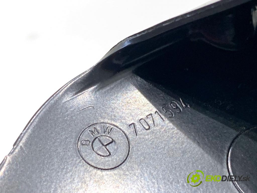 BMW E61 Kombi 2006 110 kW 520 d 1995 zámok dverí zad 7014870