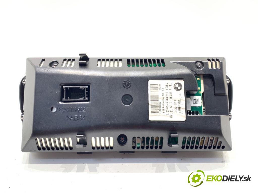 BMW E61 Kombi 2006 110 kW 520 d 1995 Dislpej 6989396 (Prístrojová doska)