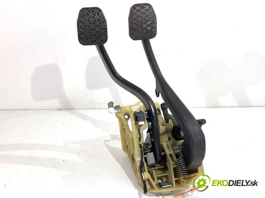 BMW E61 Kombi 2006 110 kW 520 d 1995 PEDÁL: 6769220 (Potenciometer plynového pedálu)