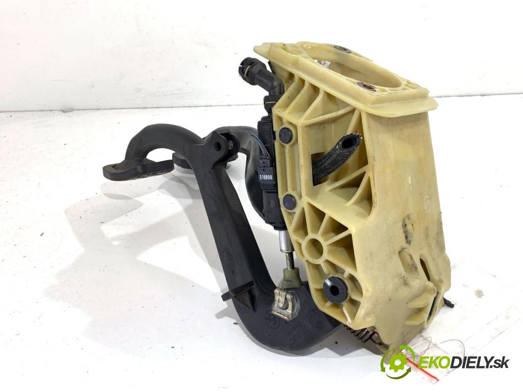 BMW E61 Kombi 2006 110 kW 520 d 1995 PEDÁL: 6769220 (Potenciometer plynového pedálu)