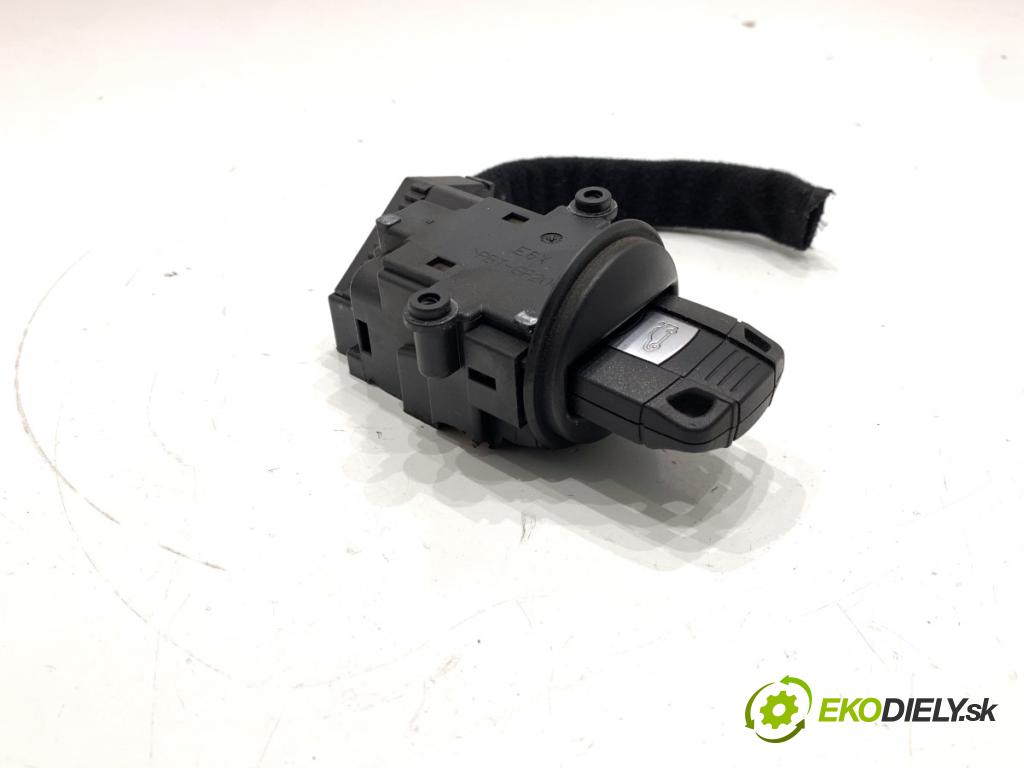 BMW E61 Kombi 2006 110 kW 520 d 1995 spínačka  (Spínací skříňka)