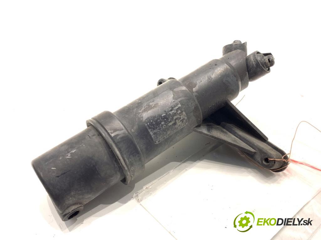 BMW E61 Kombi 2006 110 kW 520 d 1995 ostrekovača svetla ľavy predný 