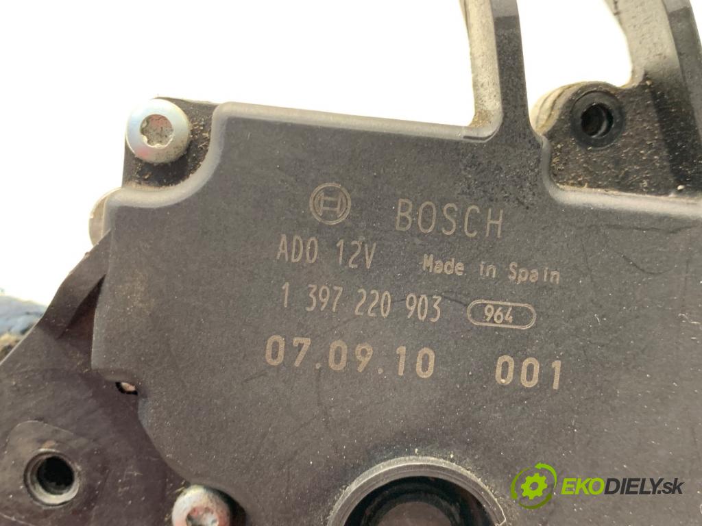 BMW E61 Kombi 2006 110 kW 520 d 1995 Motor stieračov zad 4423669